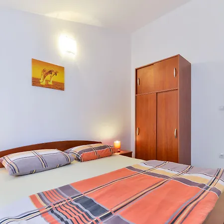 Delac Apartamento *