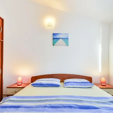 Apartment Delac Vir
